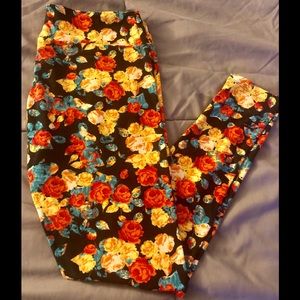 LuLaRoe tall and curvy leggings
